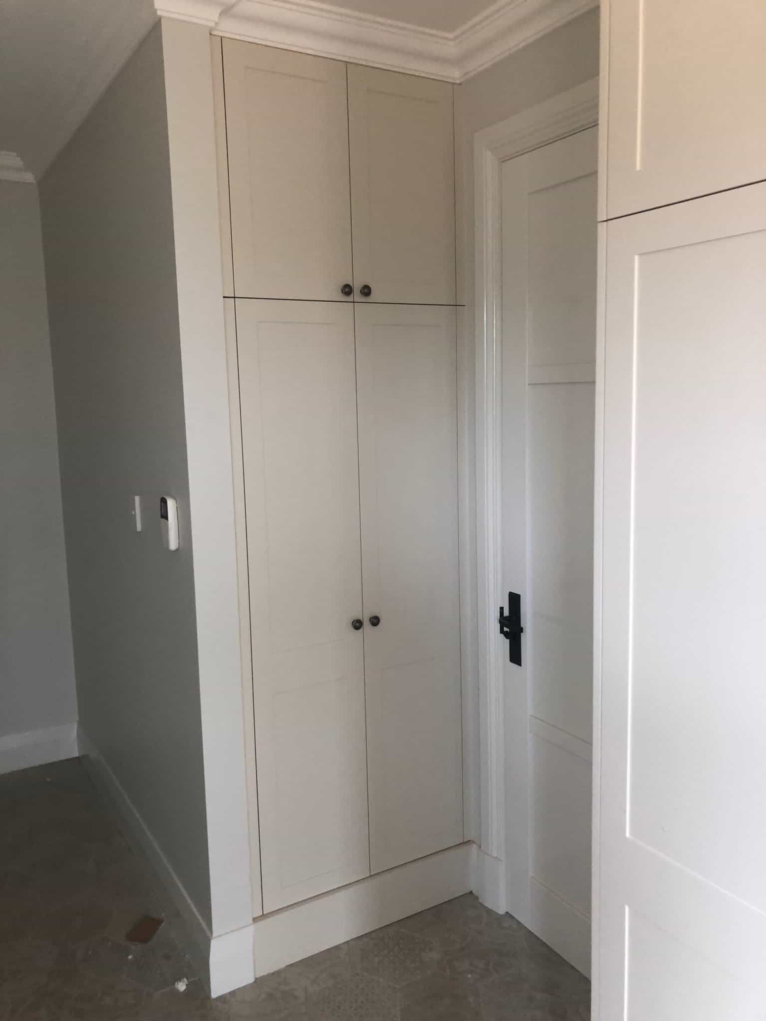 Bedroom Cabinet